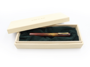 Hyakko-Hisho Urushi Fountain Pen Ⅱ