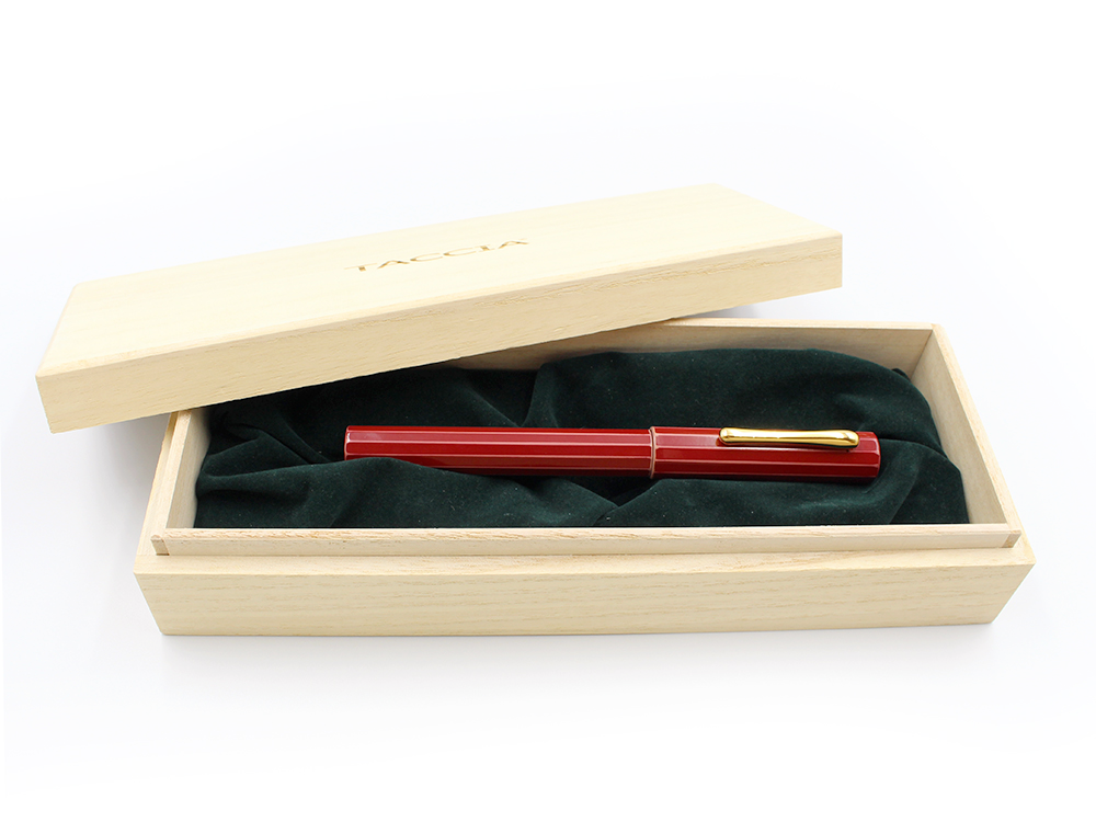 Kaku-Tate Urushi Fountain pen