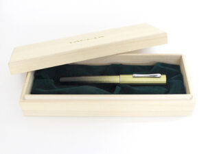 Iro-Joukei  Urushi Fountain pen<br>-October-